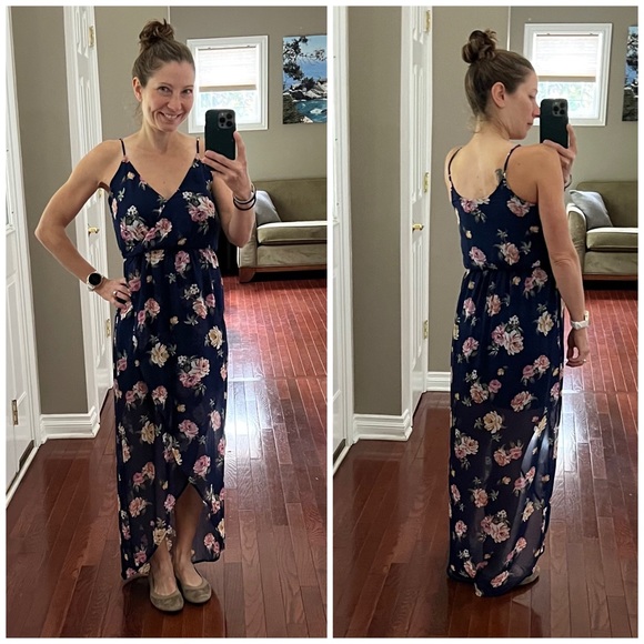 Lulu’s LUSH navy floral maxi dress - Picture 11 of 11